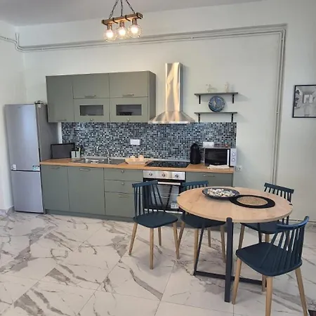 شقة Cine Kalamitsa