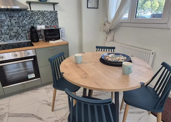 Cine Kalamitsa * Kavala