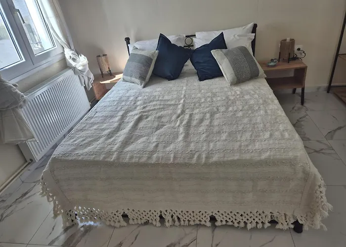 Cine Kalamitsa * Kavala